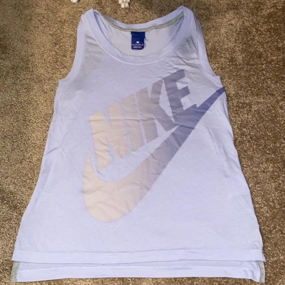 Nike workout top